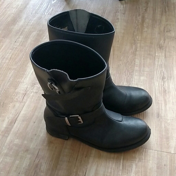 vegan engineer boots